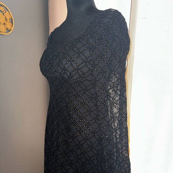 Lily Rose Black Ruffled Sheath Dress - Picture 6 of 7